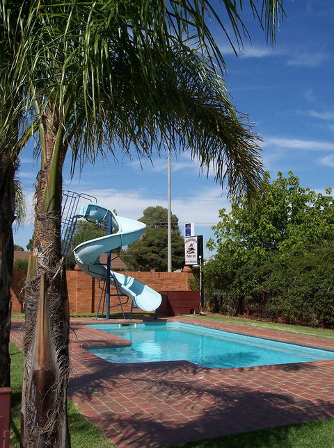 Philadelphia Motor Inn - Hervey Bay Accommodation 2