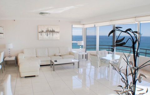 Zenith Apartments - Hervey Bay Accommodation 0