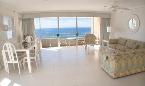 Zenith Apartments - Hervey Bay Accommodation 2