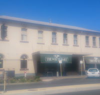 White Hart Hotel - Hervey Bay Accommodation