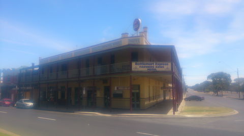Farmers Arms Hotel - Hervey Bay Accommodation 0