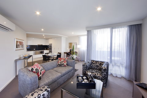 Adina Serviced Apartments Dickson - Hervey Bay Accommodation 0