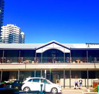 Coolangatta Hotel - Hervey Bay Accommodation