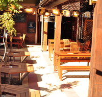 Brecknock Hotel - Tourism Hervey Bay