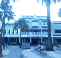 Ivanhoe Hotel - Hervey Bay Accommodation