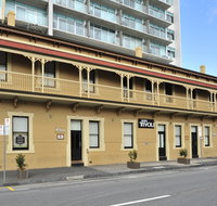 Hotel Tivoli - Tourism Hervey Bay