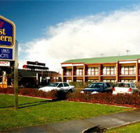 Taylors Lakes Hotel - Hervey Bay Accommodation