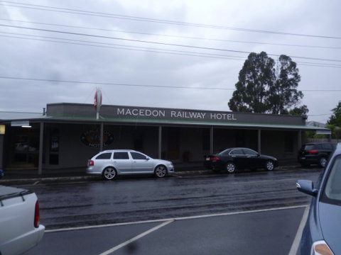 Macedon Family Hotel - Hervey Bay Accommodation 0