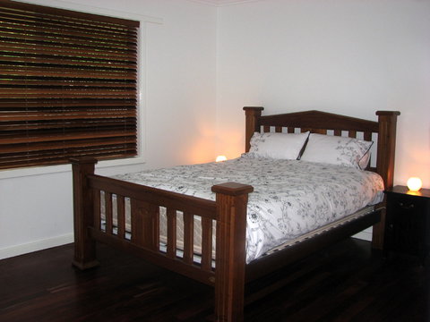 Abbey Cottage - Tourism Hervey Bay 0