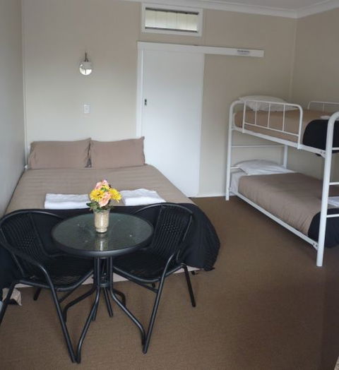 Blackboy Tree Motel - Hervey Bay Accommodation 1