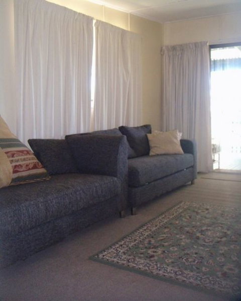 Eleven From The Left - Hervey Bay Accommodation 4