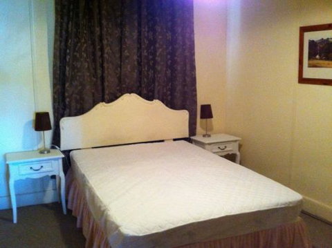 Eleven From The Left - Hervey Bay Accommodation 5