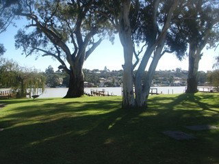 Eleven From The Left - Hervey Bay Accommodation 8