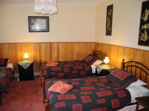 Happydays Accommodation Motor Inn - Hervey Bay Accommodation 2