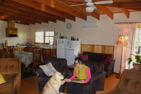 Happydays Accommodation Motor Inn - Hervey Bay Accommodation 5