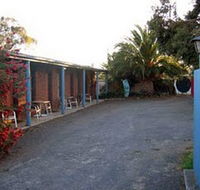 La Cochon Rose Motel amp Art Gallery - Tourism Hervey Bay