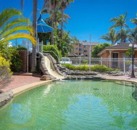 Sapphire Palms Motel