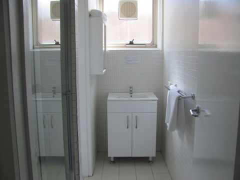 Apartments On Flemington - Tourism Hervey Bay 4