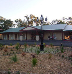 Sanctuary House Resort Motel - Healesville - Hervey Bay Accommodation 4