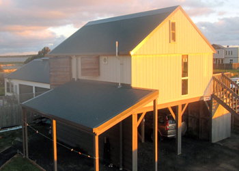 Angler's Arms And Fisherman's Cottage - Hervey Bay Accommodation 2