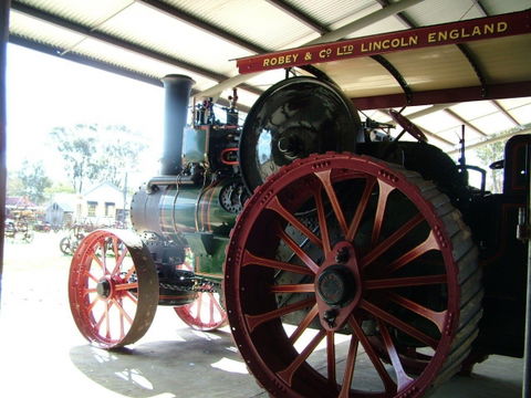 Cousins Motor Inn - Hervey Bay Accommodation 4