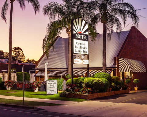 Country Pathfinder Motor Inn - Hervey Bay Accommodation 0