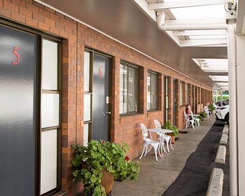 Country Pathfinder Motor Inn - Hervey Bay Accommodation 2