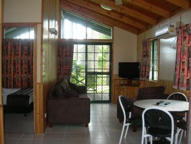 Lanis Holiday Island - Hervey Bay Accommodation 1