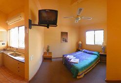City Palms Motel - Hervey Bay Accommodation 5