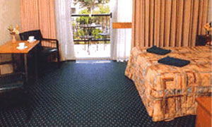 Tudor Inn Motel - Hervey Bay Accommodation 2