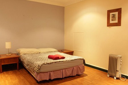 Glebe Village Backpackers - Hervey Bay Accommodation 4