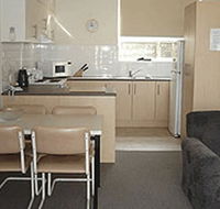 Glenelg Holiday Apartments-Corfu