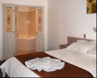 The Edge Hotel - Tourism Hervey Bay 1