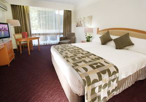 Royal On The Park - Hervey Bay Accommodation 2