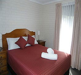 Capri Apartments - Hervey Bay Accommodation 1