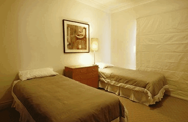 Macarthur Chambers - Hervey Bay Accommodation 2