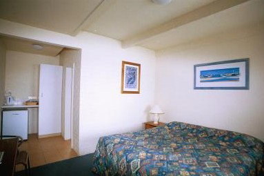 Beach House Mollymook - Hervey Bay Accommodation 4