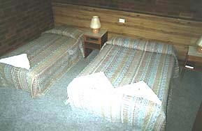 Tabourie Lake Motor Inn Resort - Hervey Bay Accommodation 2