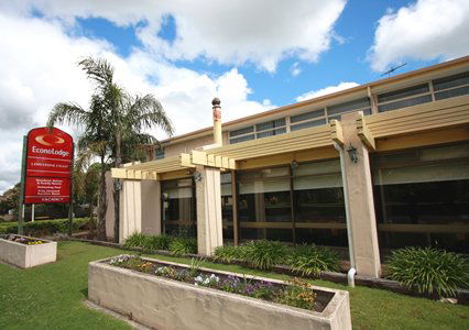 Econo Lodge Limestone Coast - Hervey Bay Accommodation 0
