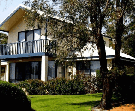 Bayside Villas - Hervey Bay Accommodation 0