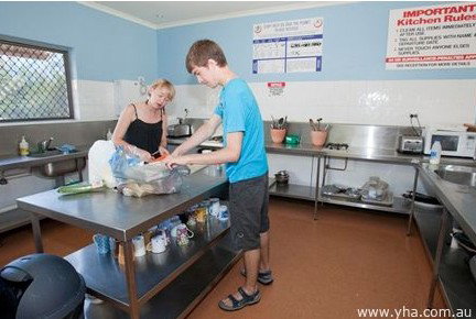 Coffs Harbour YHA - Hervey Bay Accommodation 3