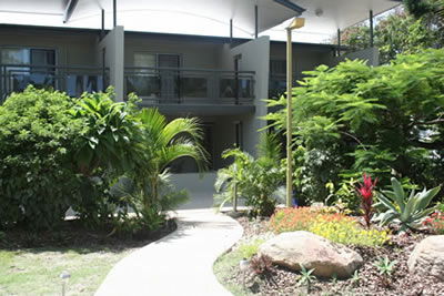 Apartments @ Toolooa Gardens Motel - Hervey Bay Accommodation 0