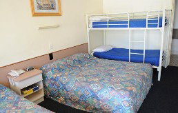 Fox Glenn Motor Inn - Hervey Bay Accommodation 3