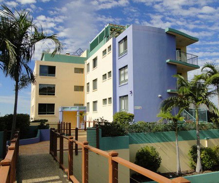 Bay Views Harbourview Apartments - Hervey Bay Accommodation 3