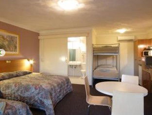 Narellan Motor Inn - Hervey Bay Accommodation 2