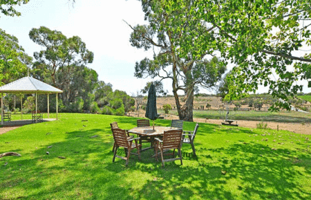 Currency Creek Winery - Hervey Bay Accommodation 1