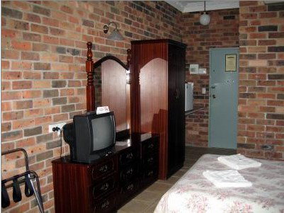 Ettalong Beach Tourist Resort - Hervey Bay Accommodation 0
