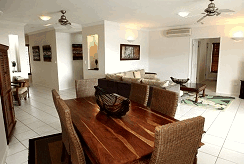 Jack And Newell Cairns Holiday Apartments - Hervey Bay Accommodation 1