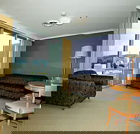 Waldorf Apartments Hotel Canberra - Hervey Bay Accommodation