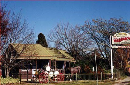The Village Cabins - Hervey Bay Accommodation 2
